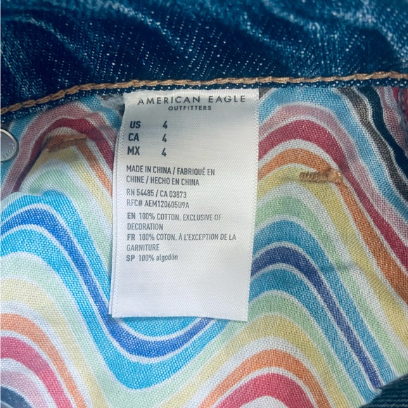 NWT American Eagle Highest Rise Sz 4 Baggy Embroidery Women’s Shorts - Picture 9 of 13